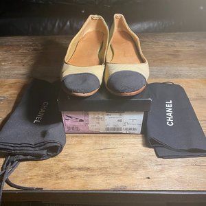 CHANEL Ballet Flats Light Beige and Black Cap Toe